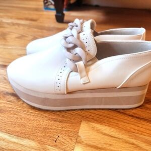 Pierre Dumas platform casual sneakers cream chunky chain vegan leather size 8.5